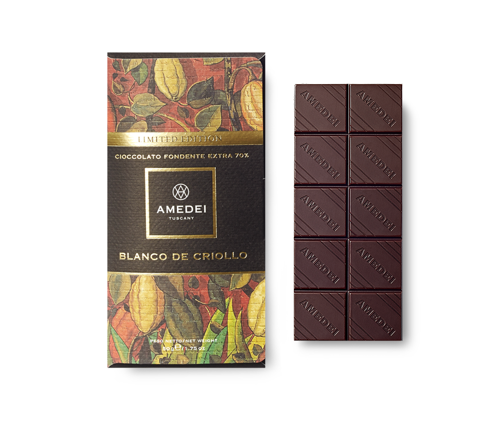 Amedei Blanco de Criollo 70% Dark Chocolate Bar Open