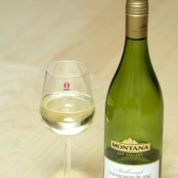 sauvignon blanc wine-min