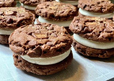 Kali's Cookies NH Chocolate PB Sanswich-min