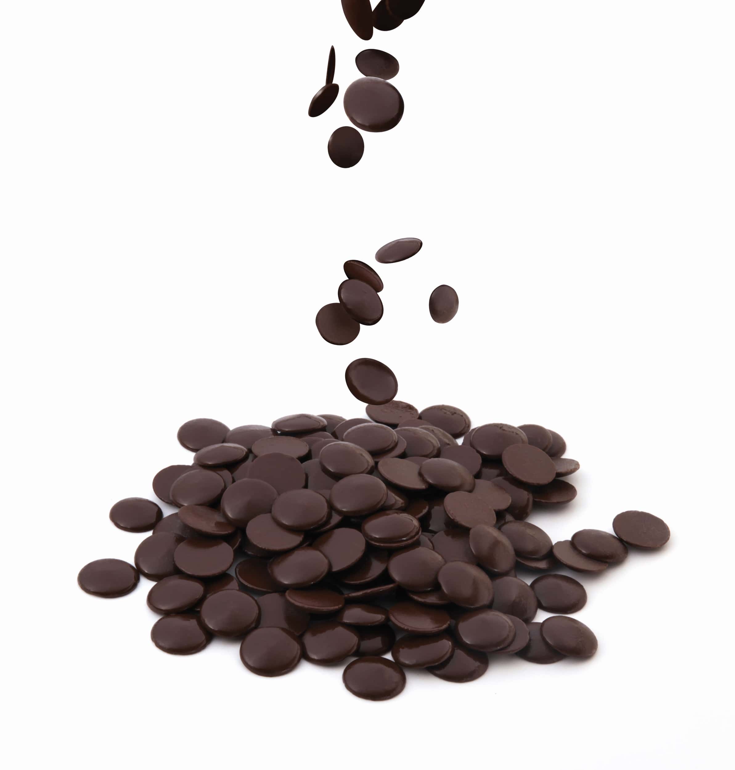 Domori Professional Line Dark Couverture Chocolate Drops 1