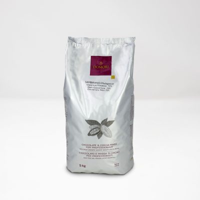 Sambirano Trinitario Madagascar 72% Dark Couverture Chocolate-min