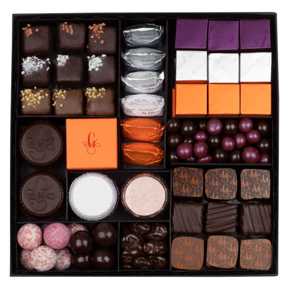 Guido Gobino Assorted Pralines Chocolate Box (500g) Above