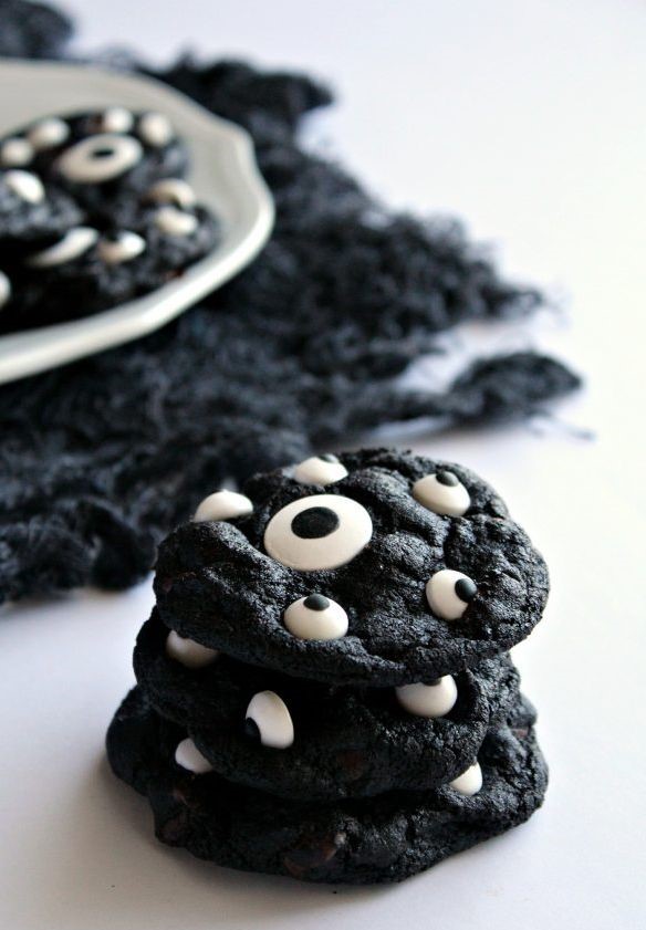 deZaan Halloween eyeball cookie